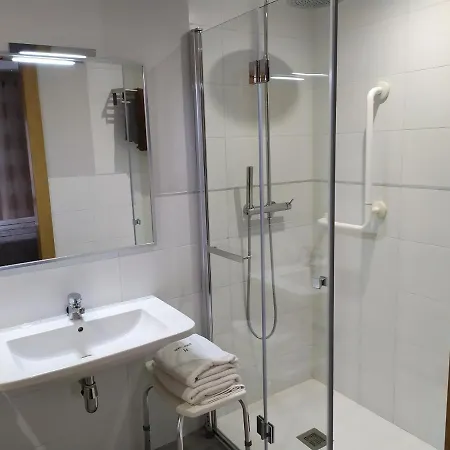 Vina Olivan Sarvisé