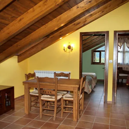 Vina Olivan Apartment Sarvise